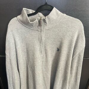 Men’s gently used light grey 2XL 1/4 zip Polo sweater